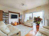 Eladó családi ház, III. kerületben 265 M Ft, 6 szobás