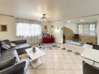 Eladó családi ház, Kecskeméten 119 M Ft, 6 szobás