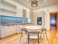 Eladó téglalakás, XIII. kerületben 188 M Ft, 3 szobás