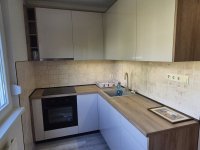 Eladó panellakás, Debrecenben, Derék utcában 74.99 M Ft