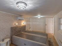 Eladó téglalakás, V. kerületben 159.9 M Ft, 3 szobás