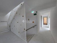 Eladó téglalakás, Siófokon 94.433 M Ft, 2 szobás