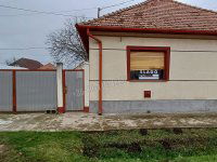 Eladó családi ház, Méhkeréken 14 M Ft, 3 szobás