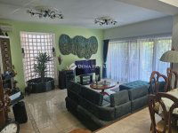 Eladó családi ház, XVI. kerületben 440 M Ft, 8 szobás