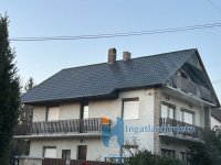 Eladó családi ház, Hévízen 76 M Ft, 5 szobás