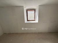 Eladó családi ház, Pápán 20.9 M Ft, 3 szobás