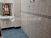 Eladó családi ház, Budaörsön 180 M Ft, 5 szobás