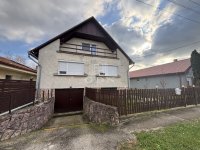 Eladó családi ház, Bábolnán 62 M Ft, 4 szobás
