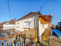 Eladó családi ház