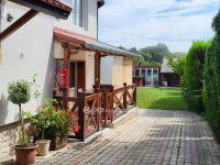 Eladó téglalakás, Hévízen 99 M Ft, 6 szobás