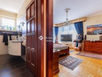 Eladó családi ház, XVI. kerületben 429 M Ft, 6 szobás