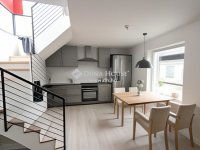 Eladó téglalakás, VI. kerületben 90 M Ft, 2 szobás