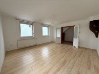 Eladó téglalakás, Veszprémben 75 M Ft, 1+2 szobás