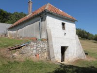 Eladó nyaraló, Pécselyen 39.9 M Ft, 2 szobás
