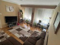 Eladó családi ház, Újszászon 43 M Ft, 5+2 szobás