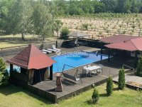 Eladó családi ház, Jakabszálláson 320 M Ft, 15 szobás