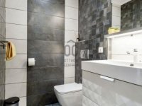 Eladó téglalakás, V. kerületben 117.36 M Ft, 2 szobás