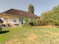 Eladó családi ház, XVI. kerületben 215 M Ft, 6 szobás