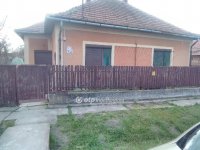 Eladó családi ház, Komádiban 15 M Ft, 2+1 szobás