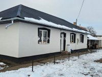 Eladó családi ház, Farmoson 35.9 M Ft, 3 szobás