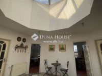 Eladó családi ház, Érden 139.9 M Ft, 1 szobás