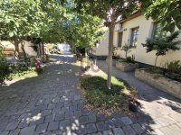 Eladó családi ház, Cegléden 210 M Ft, 4 szobás