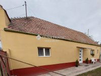Eladó családi ház, Pakson 28 M Ft, 2 szobás