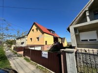 Eladó családi ház, Csákváron 84.9 M Ft, 5 szobás
