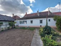 Eladó családi ház