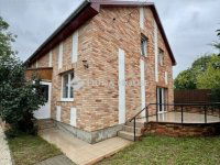 Eladó családi ház, Zsámbékon 164.99 M Ft, 1 szobás