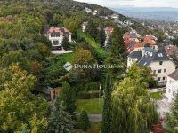 Eladó téglalakás, III. kerületben 326 M Ft, 5 szobás