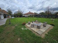 Eladó családi ház, Bakonyságon 51.9 M Ft, 2+1 szobás