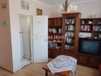 Eladó családi ház, Szentendrén 335 M Ft, 10 szobás