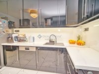 Eladó családi ház, Gyálon 299 M Ft, 7 szobás