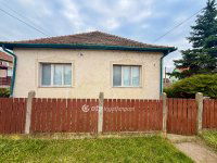 Eladó családi ház, Tiszafüreden 39 M Ft, 2 szobás