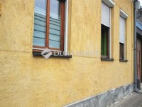 Eladó családi ház, Esztergomban, Mikszáth Kálmán utcában