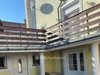 Eladó családi ház, Pécsett 92.9 M Ft, 4 szobás