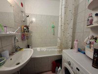 Eladó panellakás, III. kerületben 79.99 M Ft, 1+2 szobás