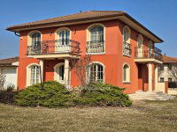 Eladó családi ház, Győrött 299 M Ft, 5 szobás