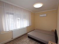 Eladó téglalakás, Debrecenben 79 M Ft, 3 szobás