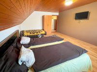 Eladó családi ház, Siófokon 195 M Ft, 12 szobás