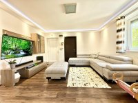 Eladó téglalakás, Sárváron 73.5 M Ft, 3 szobás