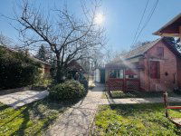 Eladó nyaraló, Balatonföldváron 57.5 M Ft, 2 szobás