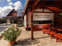 Eladó családi ház, Bogácson 79.5 M Ft, 6 szobás