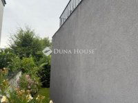 Eladó családi ház, Vecsésen 147 M Ft, 4 szobás