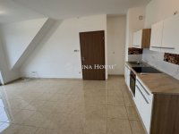 Kiadó téglalakás, albérlet, Debrecenben 200 E Ft / hó, 3 szobás