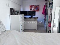 Eladó téglalakás, Pécsett 64.999 M Ft, 2 szobás