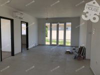 Eladó családi ház, Kecskeméten 105 M Ft, 4 szobás