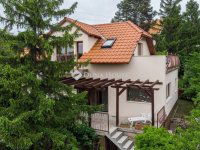 Eladó családi ház, Szentendrén 159 M Ft, 4 szobás