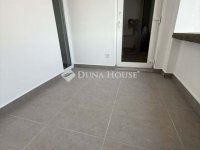 Eladó családi ház, Pécsett 89.9 M Ft, 4 szobás